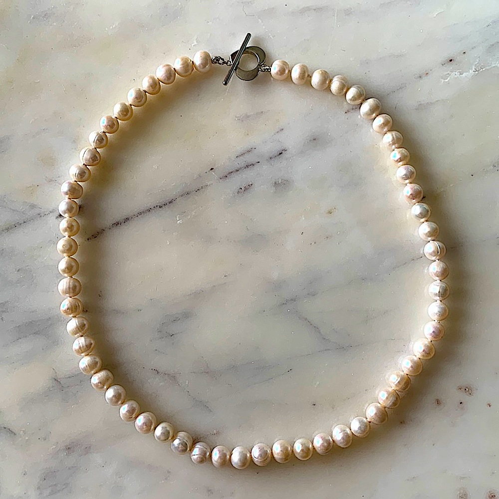 Vintage Authentic Pearl Necklace 17" Knotted String with Appraisal Certificate